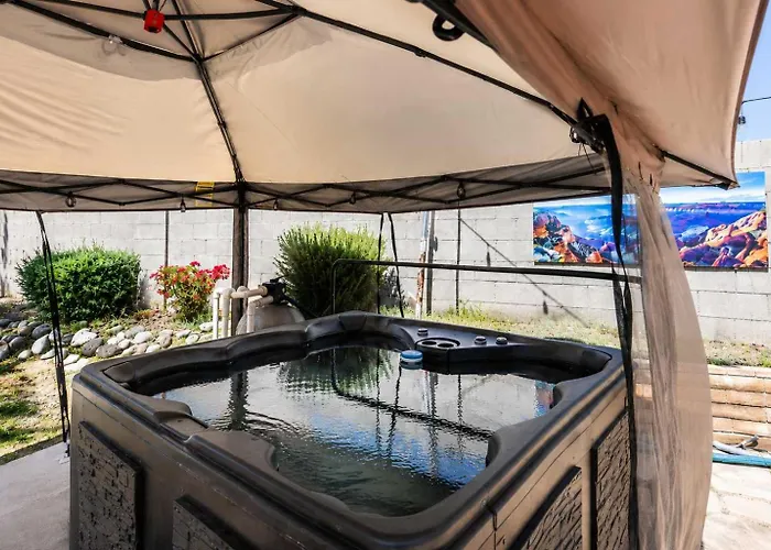 4br - Private Pool & Hot Tub